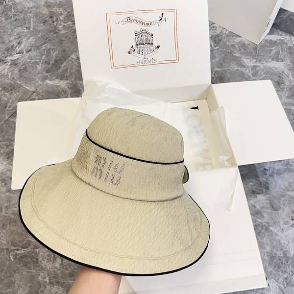 Miu Miu Hat MUH00105